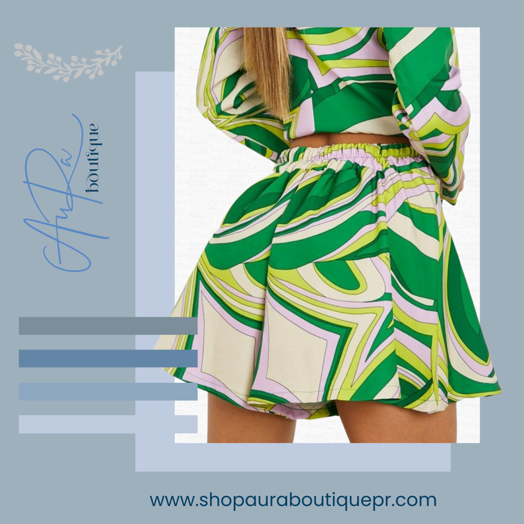 Abstract AuRa Green Short